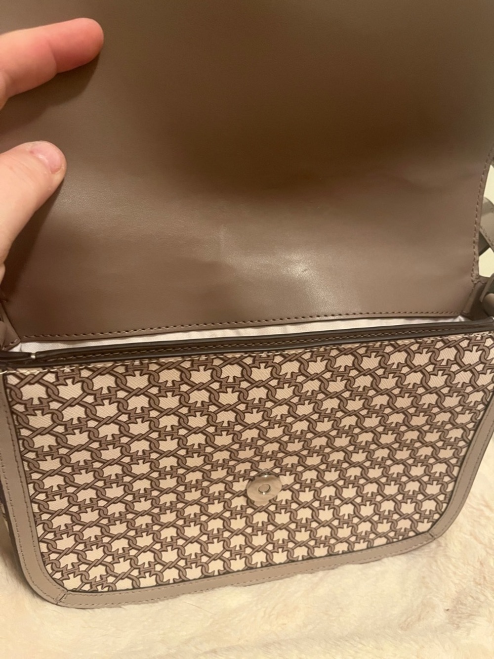 Kate Spade Link Saddle Bag in White Multi, NWT - Picture 3 of 5